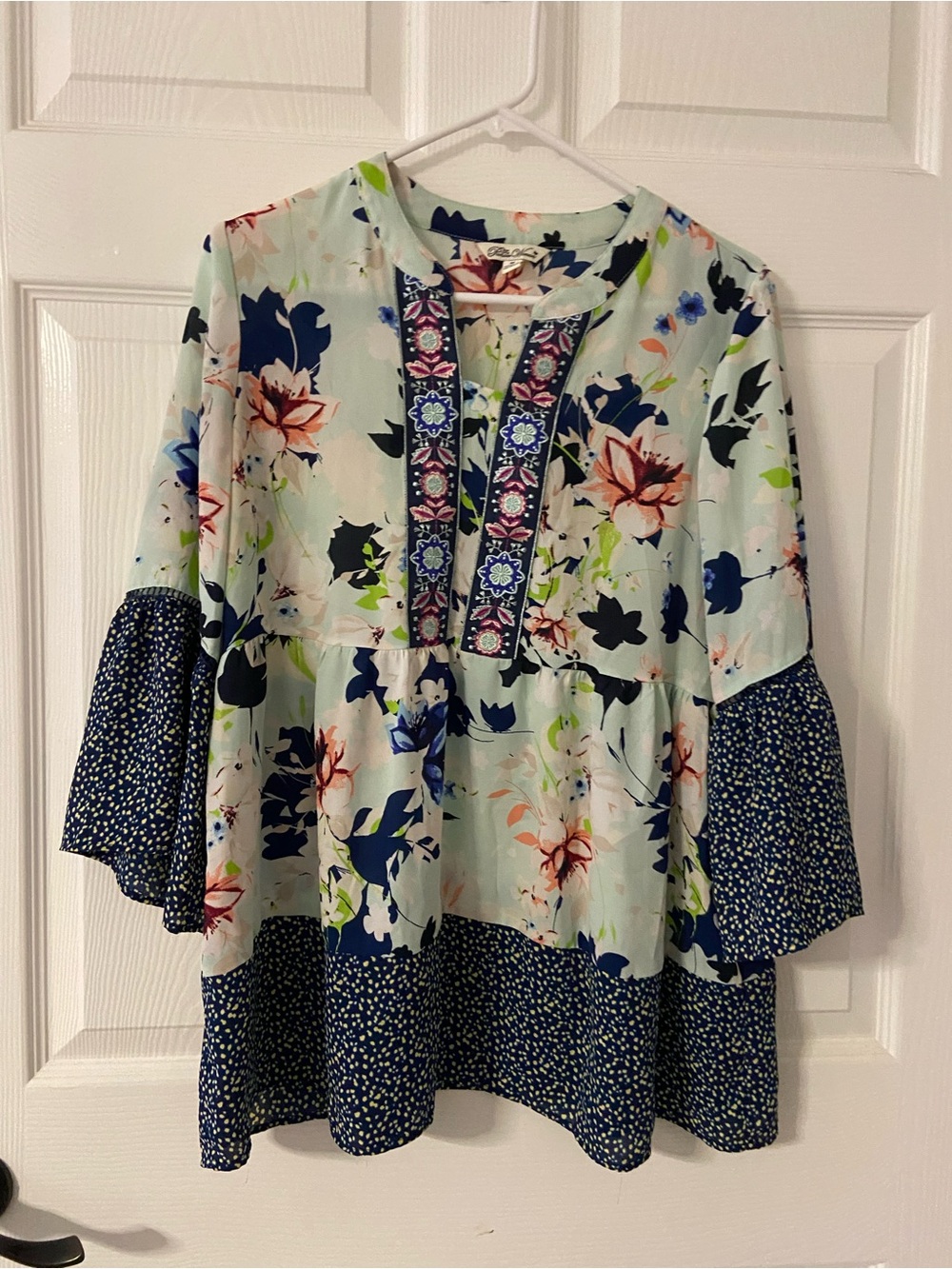T42- THE PIONEER WOMAN Boho Blouse
